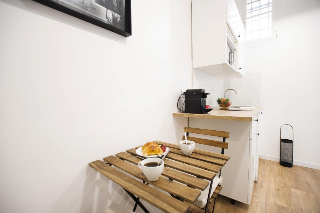Great Studio Near The Eiffel Tower Paris Exterior photo